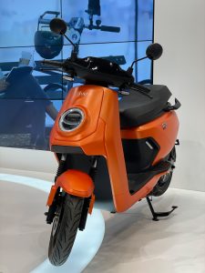 Explícito Gigante Ejemplo EICMA 2021: NIU unleashes electric motorcycle, new 125cc scooter, and  micromobility products – NIU Community